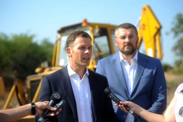 Ministar finansija Siniša Mali obišao radove na drugoj fazi izgradnje Jelezovačkog kolektora