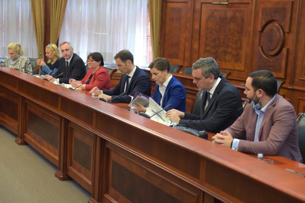 Mali: Nove mere za zapošljavanje, pokrećemo program „Moja prva plata“
