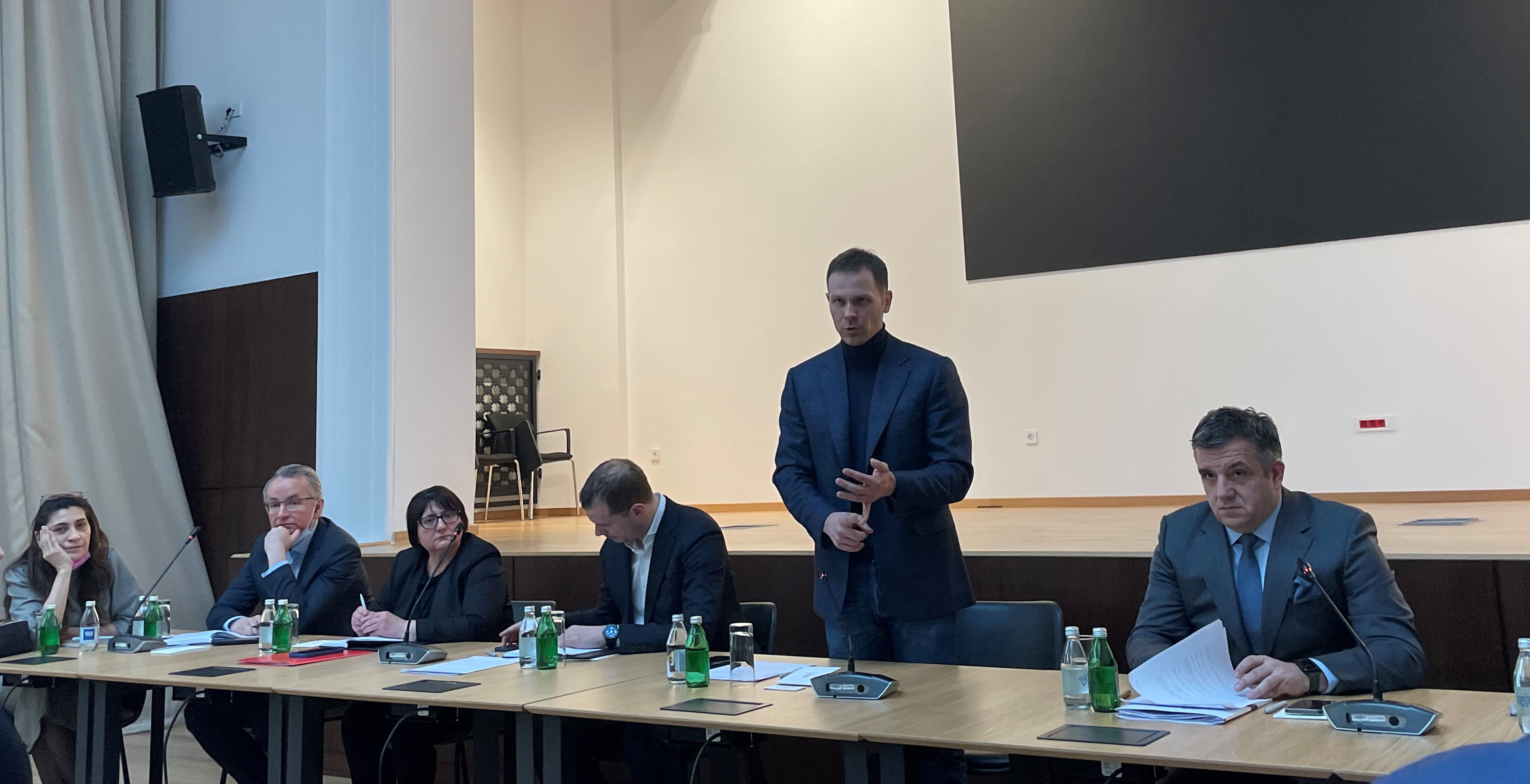Ministar Siniša Mali razgovarao sa predstavnicima sportskih udruženja o e-fiskalizaciji