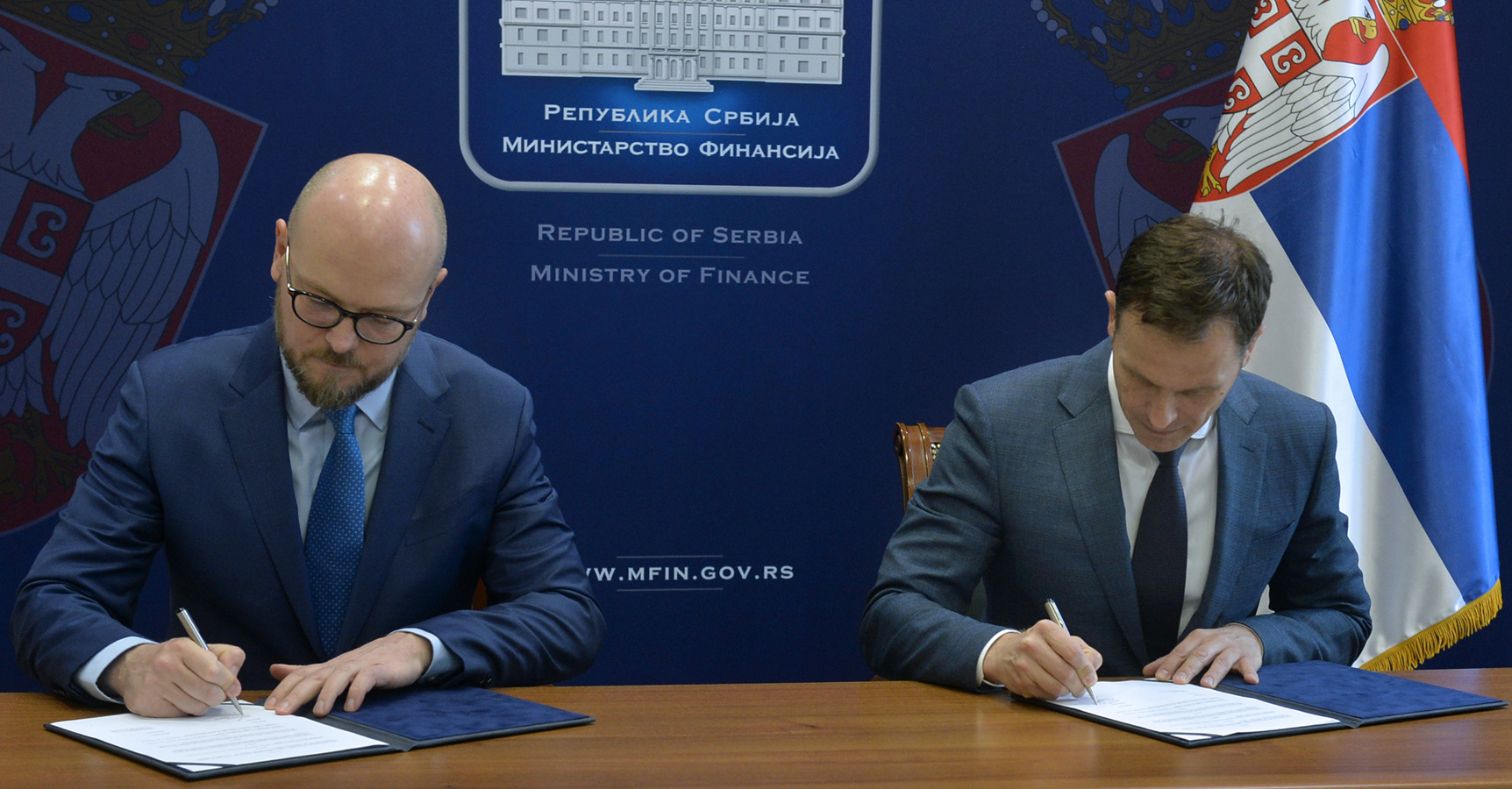Ministarstvo finansija i NIS potpisali Ugovor o donaciji vredan 60 miliona evra